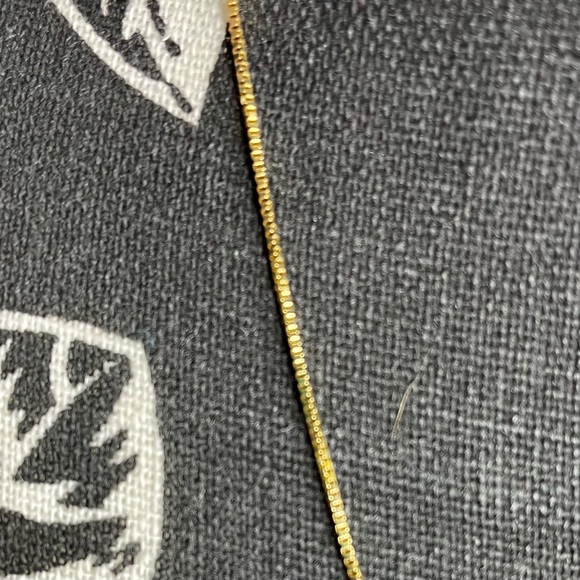 14K Gold Necklace and Butterfly Pendant - Picture 5 of 5